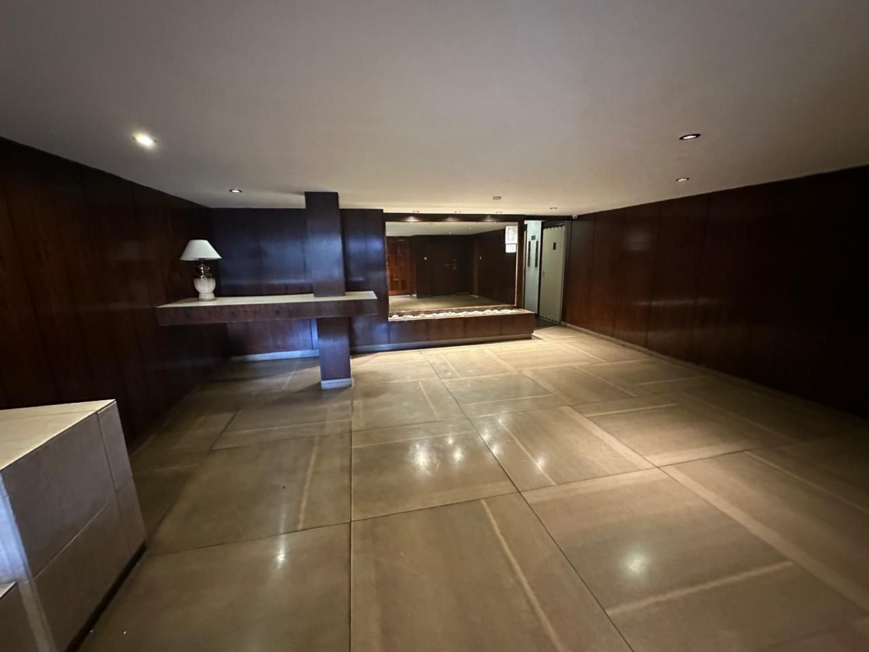 VENTA DEPTO 3 AMB A LA CALLE C BALCON Y COCHERA PLAZA MITRE 
