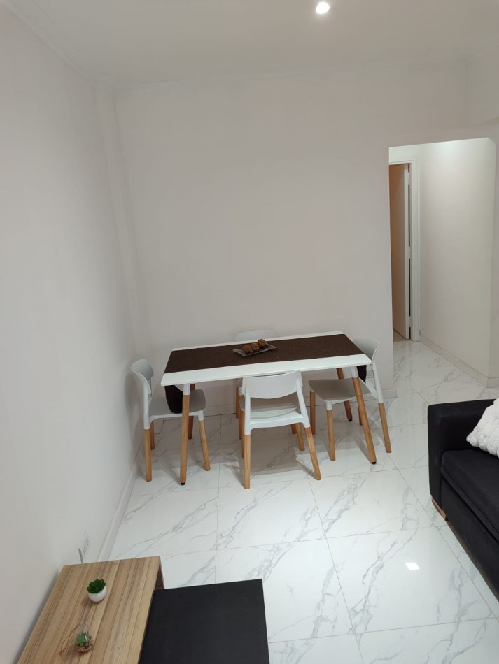 VENTA DEPTO 2 AMB AL FTE C BALCON FRANCES AMOBLADO CENTRO
