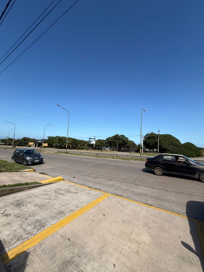 VENTA DEPARTAMENTO FRENTE AL MAR CON ALTA RENTABILIDAD EN USD - FARO NORTE