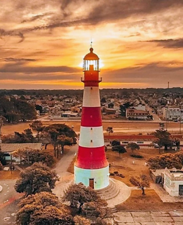 VENTA DEPARTAMENTO FRENTE AL MAR CON ALTA RENTABILIDAD EN USD - FARO NORTE