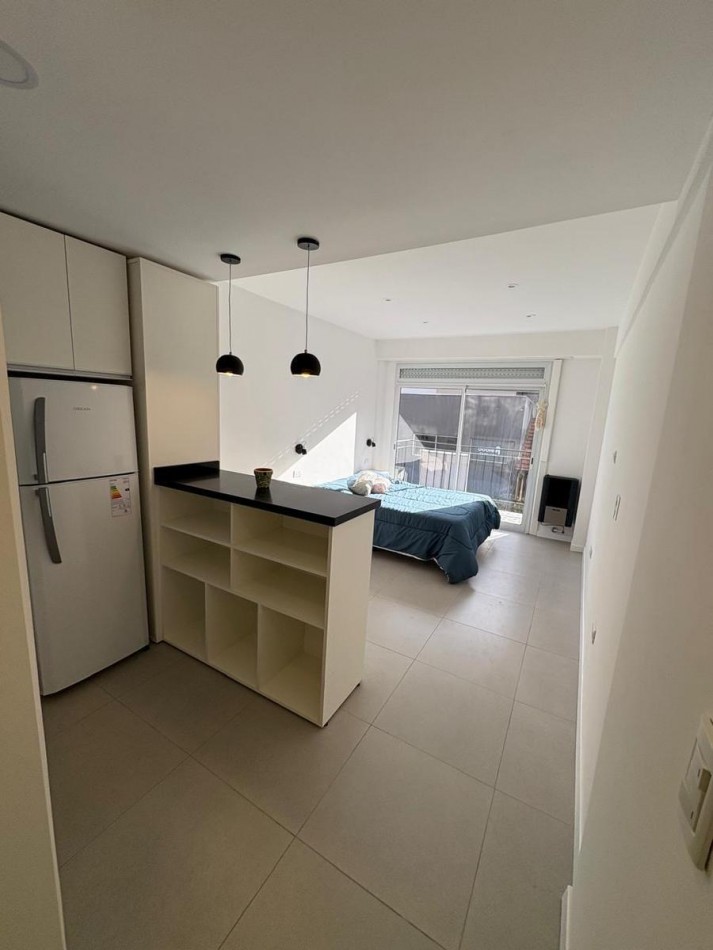 VENTA DEPTO 1 AMB CON BALCON A LA CALLE ALDREY