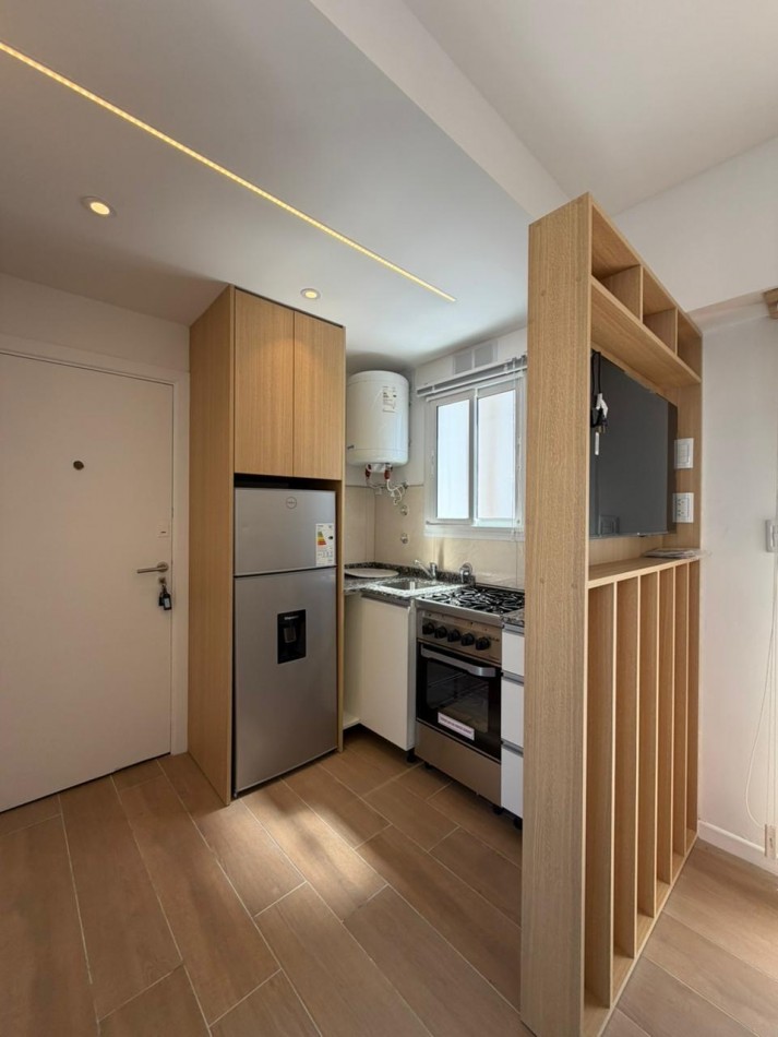()VENTA DEPTO 1 AMBIENTE CON BALCON TERRAZA- PLAZA COLON