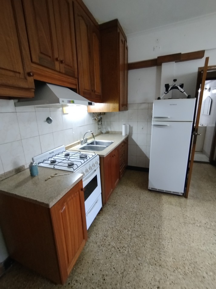 VENTA DEPARTAMENTO 2 AMB AL FRENTE CON BALCON CHAUVIN 