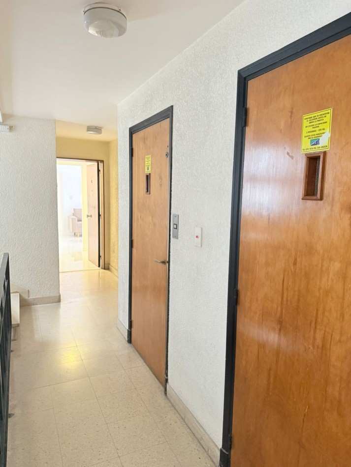 ()VENTA DEPARTAMENTO TOTALMENTE RECICLADO 3 AMB CON DEPENDECIA Y  BALCON  PUNTA IGLESIA