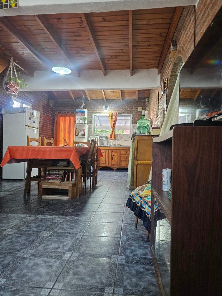 VENTA EN BLOCK CASA + DEPTOS SOBRE GRAN PARQUE EN SANTA CLARA DEL MAR