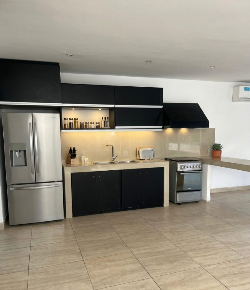 EN VENTA EXCLUSIVA CASA DE DISEÑO C/ PISCINA Y SOTANO ACUSTICO EN RUMENCO FINANCIAMIENTO 