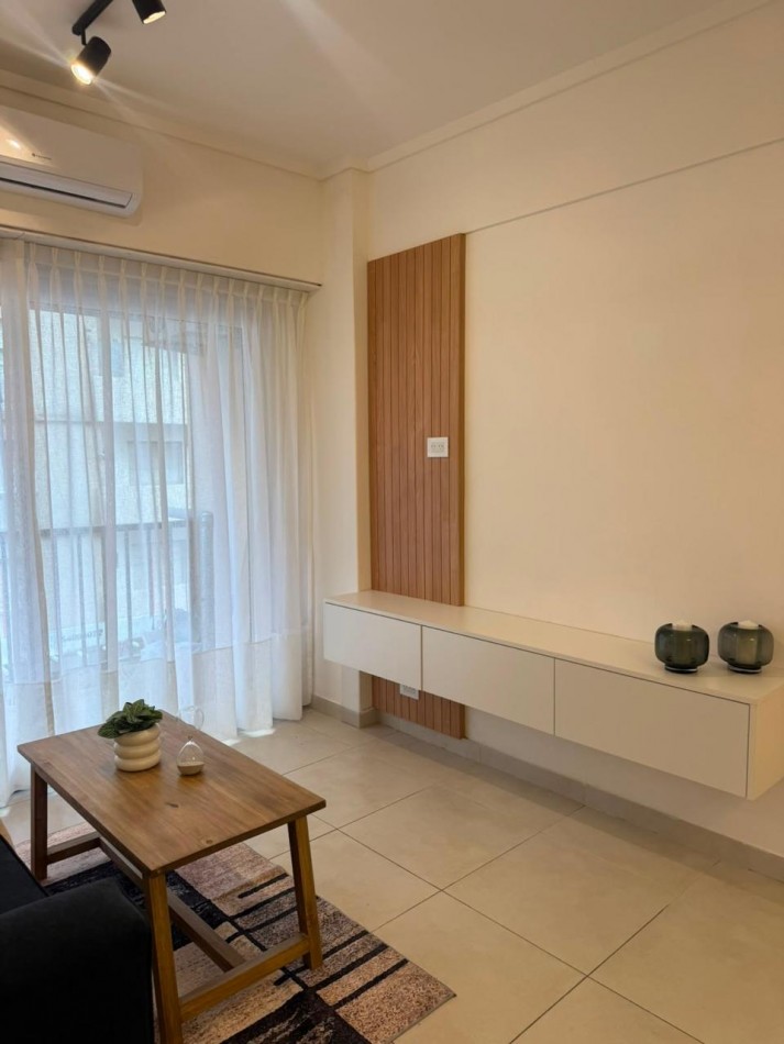 VENTA DEPTO 2 AMB CON BALCON A LA CALLE PLAZA COLON 