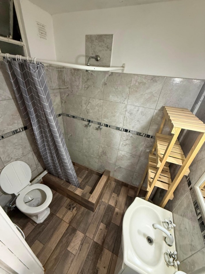 VENTA DEPTO MONOAMBIENTE EN ESTADO ORIGINAL A LA CALLE ALDREY