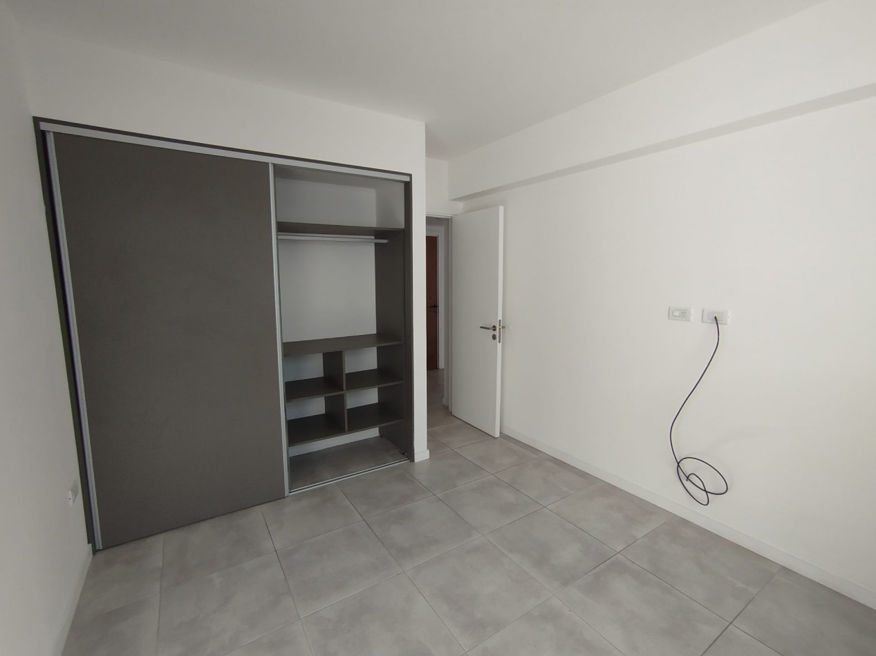 ALQUILER 24 MESES DEPARTAMENTO 2 AMB CON BALCON ED. ATHENAS XXIII PLAZA MITRE