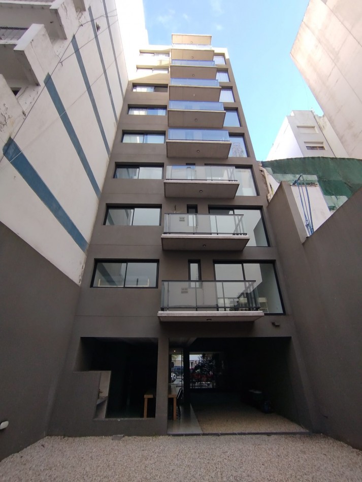 ALQUILER 24 MESES DEPARTAMENTO 2 AMB CON BALCON ED. ATHENAS XXIII PLAZA MITRE