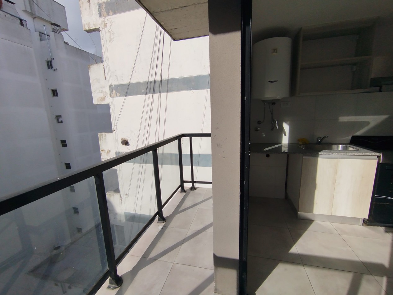 ALQUILER 24 MESES DEPARTAMENTO 2 AMB CON BALCON ED. ATHENAS XXIII PLAZA MITRE