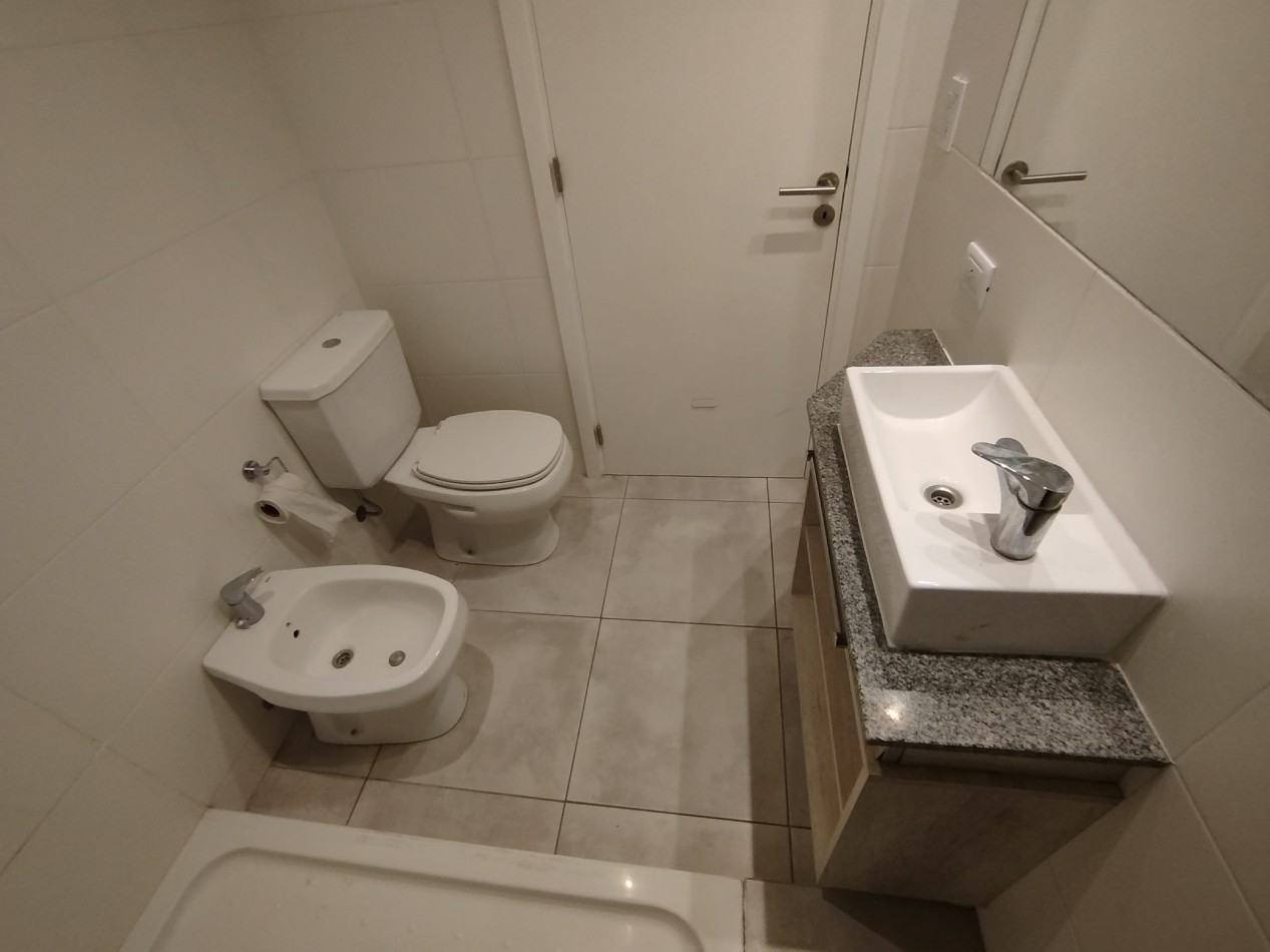 ALQUILER 24 MESES DEPARTAMENTO 2 AMB CON BALCON ED. ATHENAS XXIII PLAZA MITRE