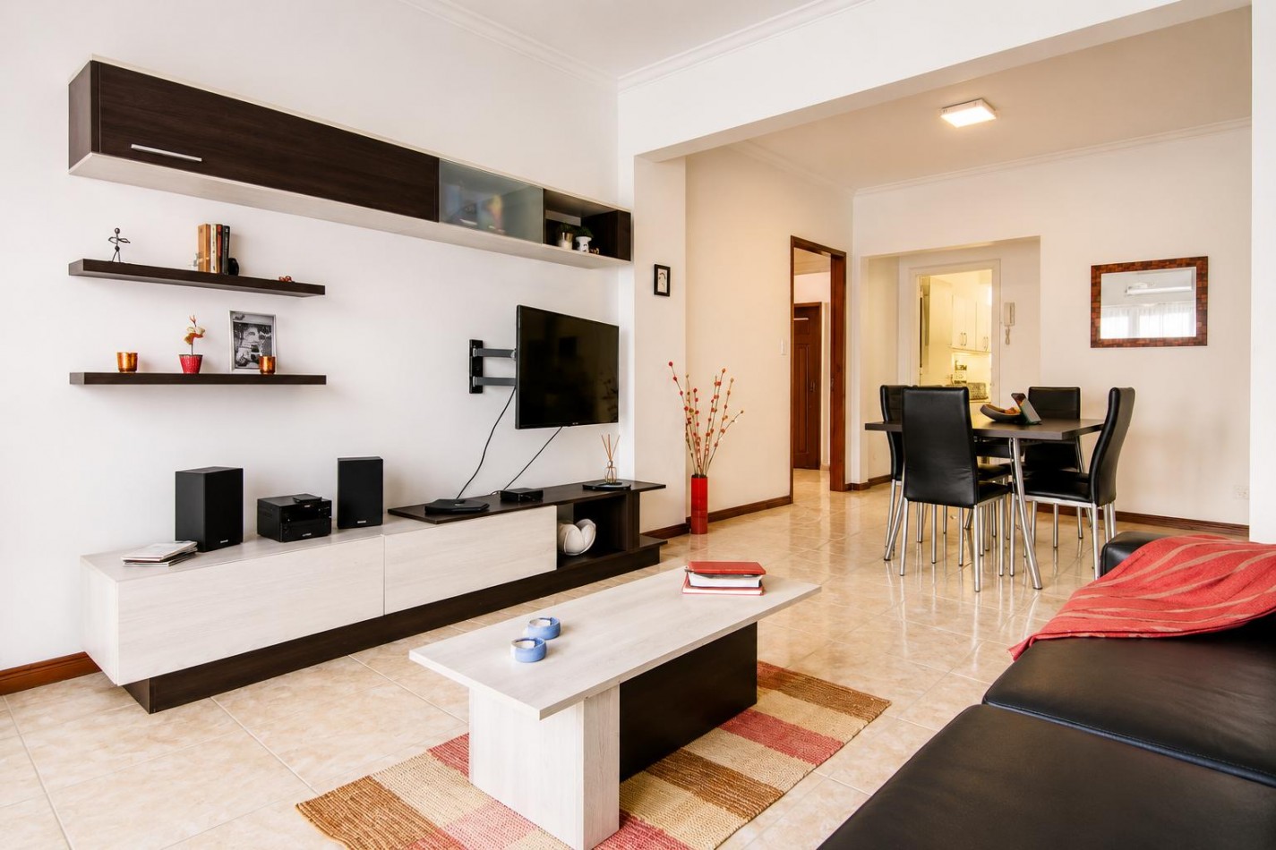 VENTA DEPTO 3 AMB AL FRENTE CON BALCON PLAZA COLON