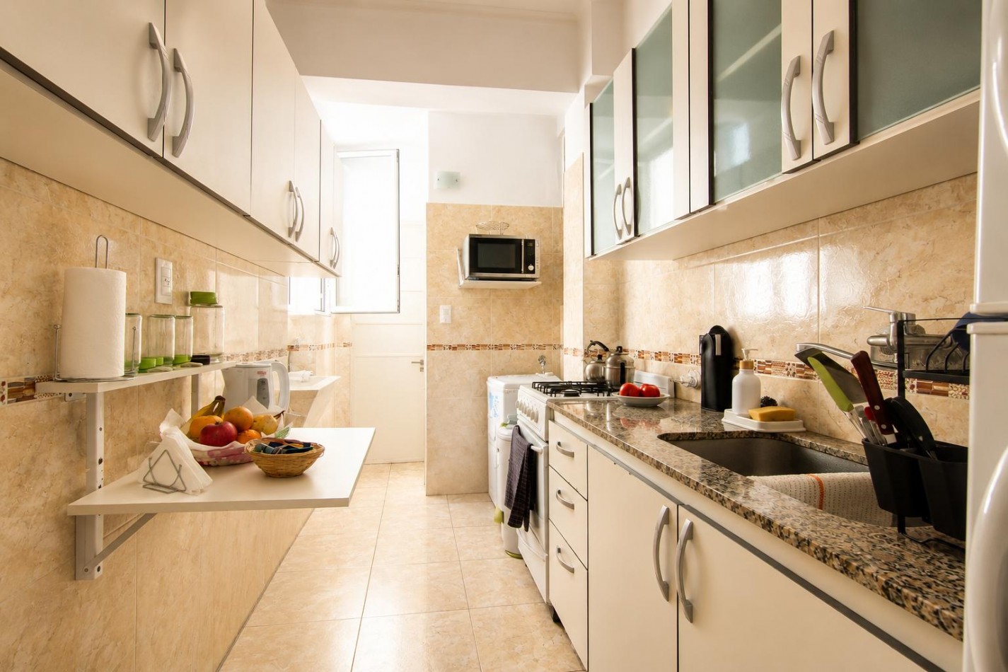 VENTA DEPTO 3 AMB AL FRENTE CON BALCON PLAZA COLON