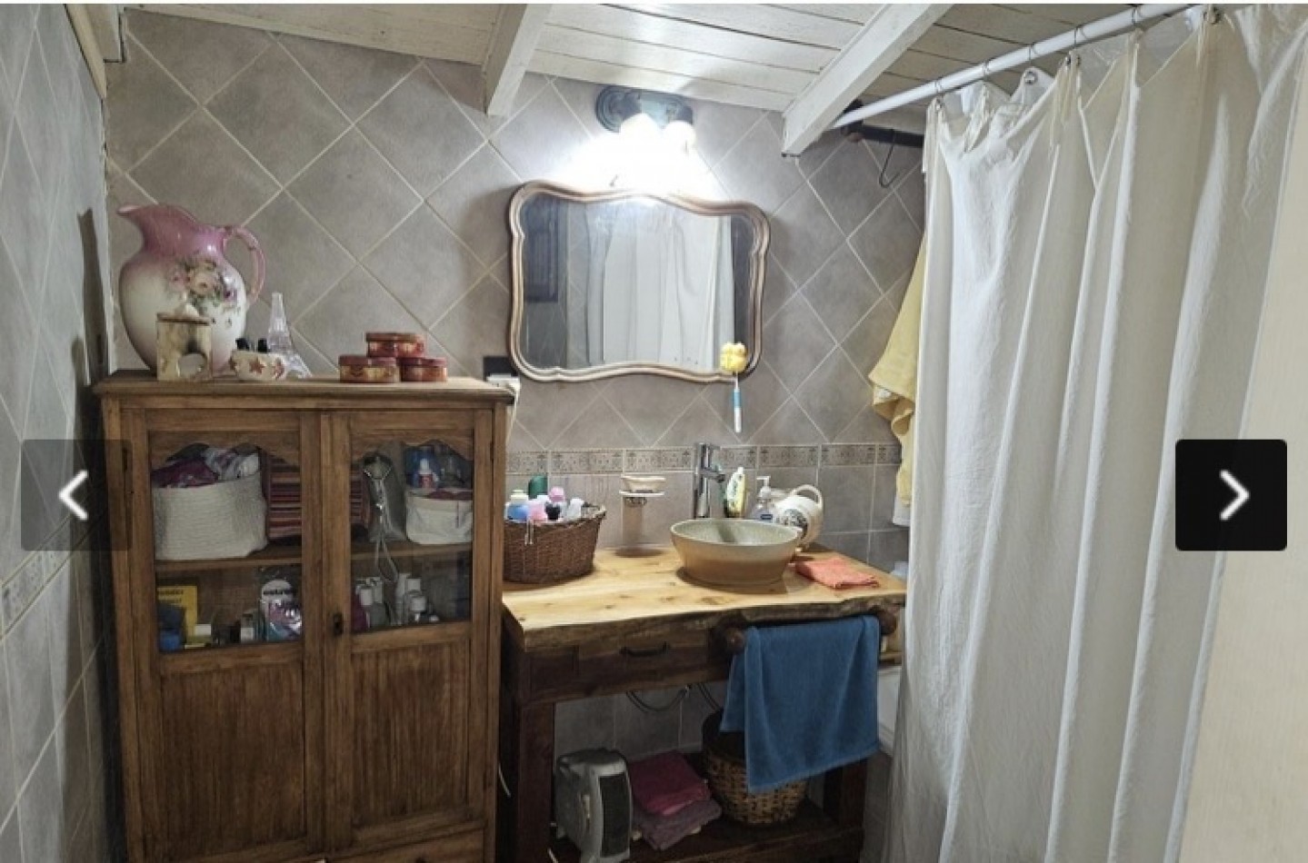 VENTA TIPICA CABAÑA PATAGONICA 4 AMB Y DTO 2 AMB EN BARRIO NORTE VILLA LA ANGOSTURA