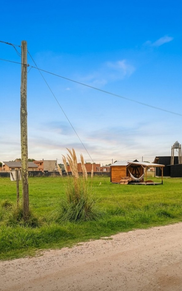EN VENTA GRAN LOTE SOBRE ESQUINA EN LO MEJOR DE MAR DE COBO