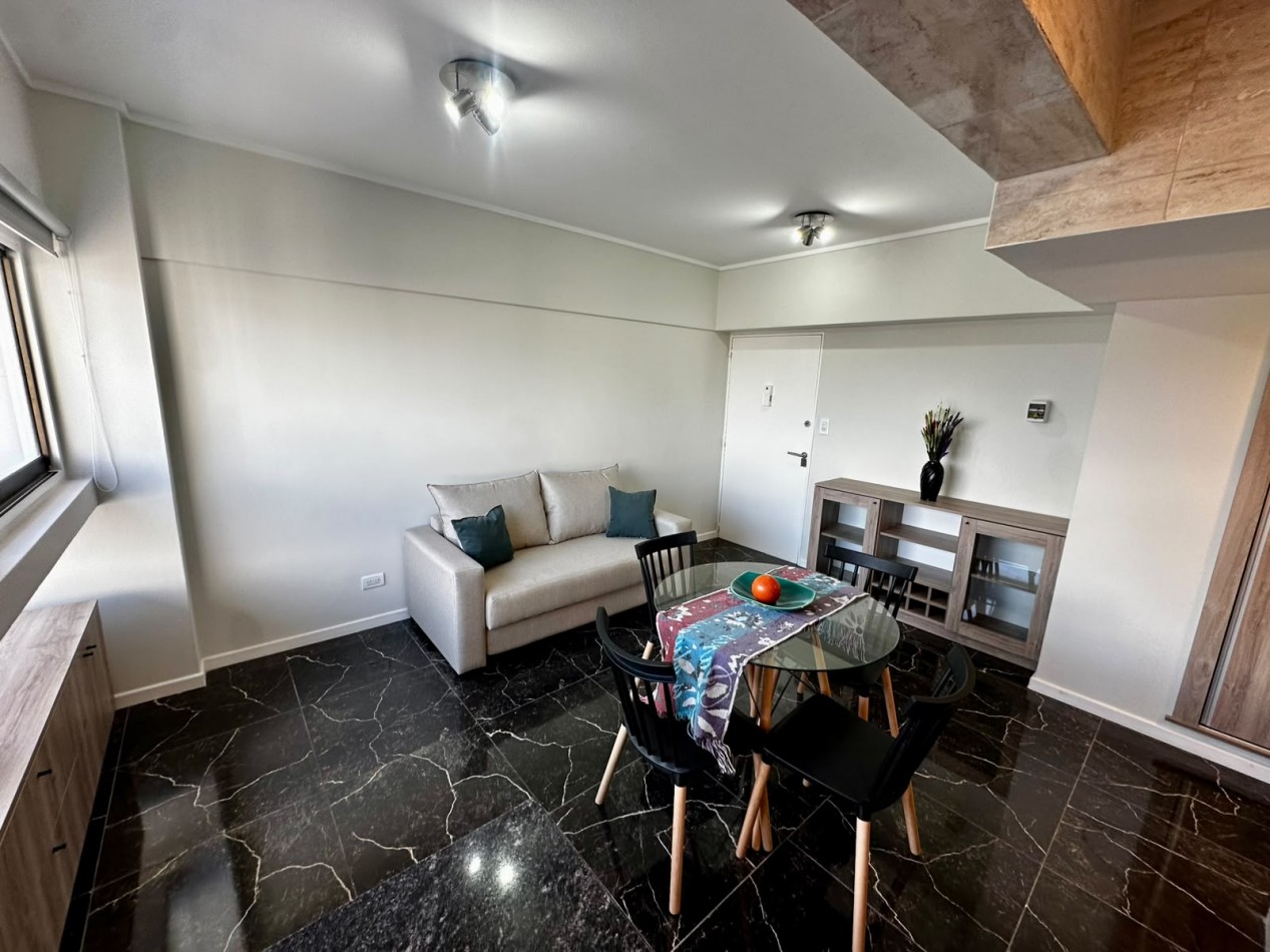 VENTA DEPTO 2 AMB C/FRENTE ABIERTO Y COCHERA CENTRO