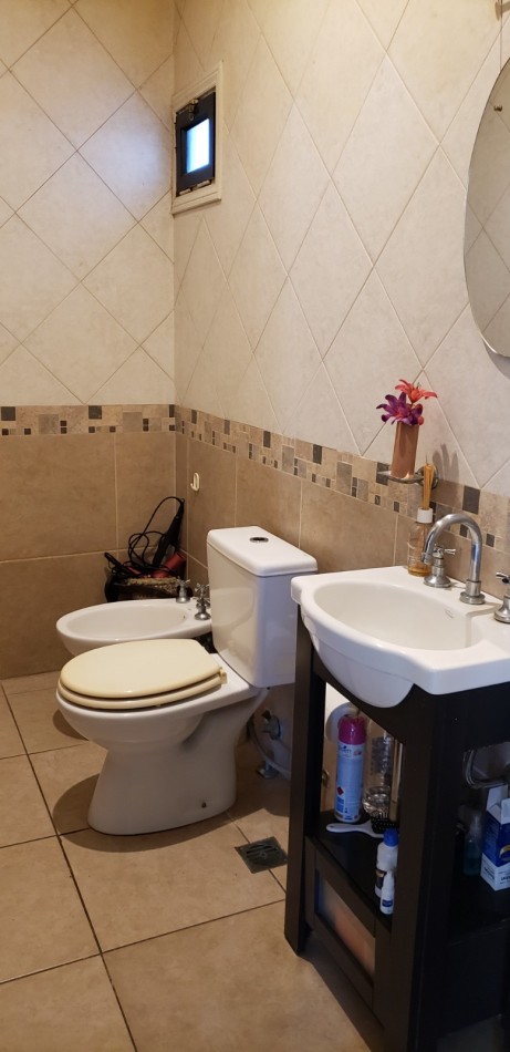 VENTA APTO CREDITO PISO 4 AMBIENTES VISTA ABIERTA LA PERLA