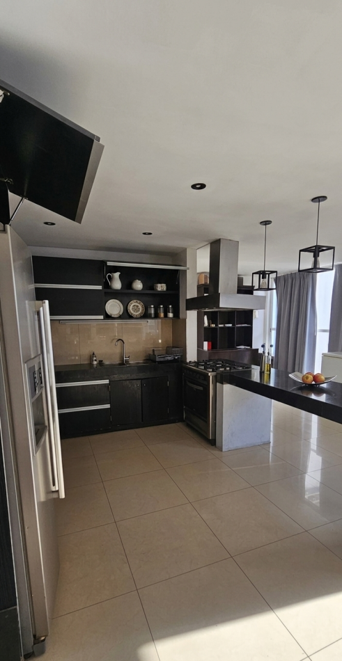 ALQUILER ESPECTACULAR RESIDENCIA EN RUMENCO CON PISCINA