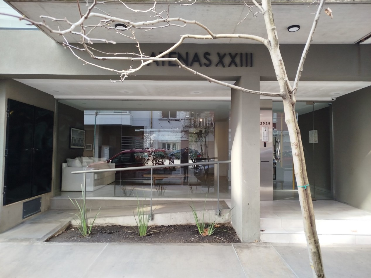 ALQUILER DEPTO 2 AMBIENTES AL FRENTE CON BALCON EN PLAZA MITRE