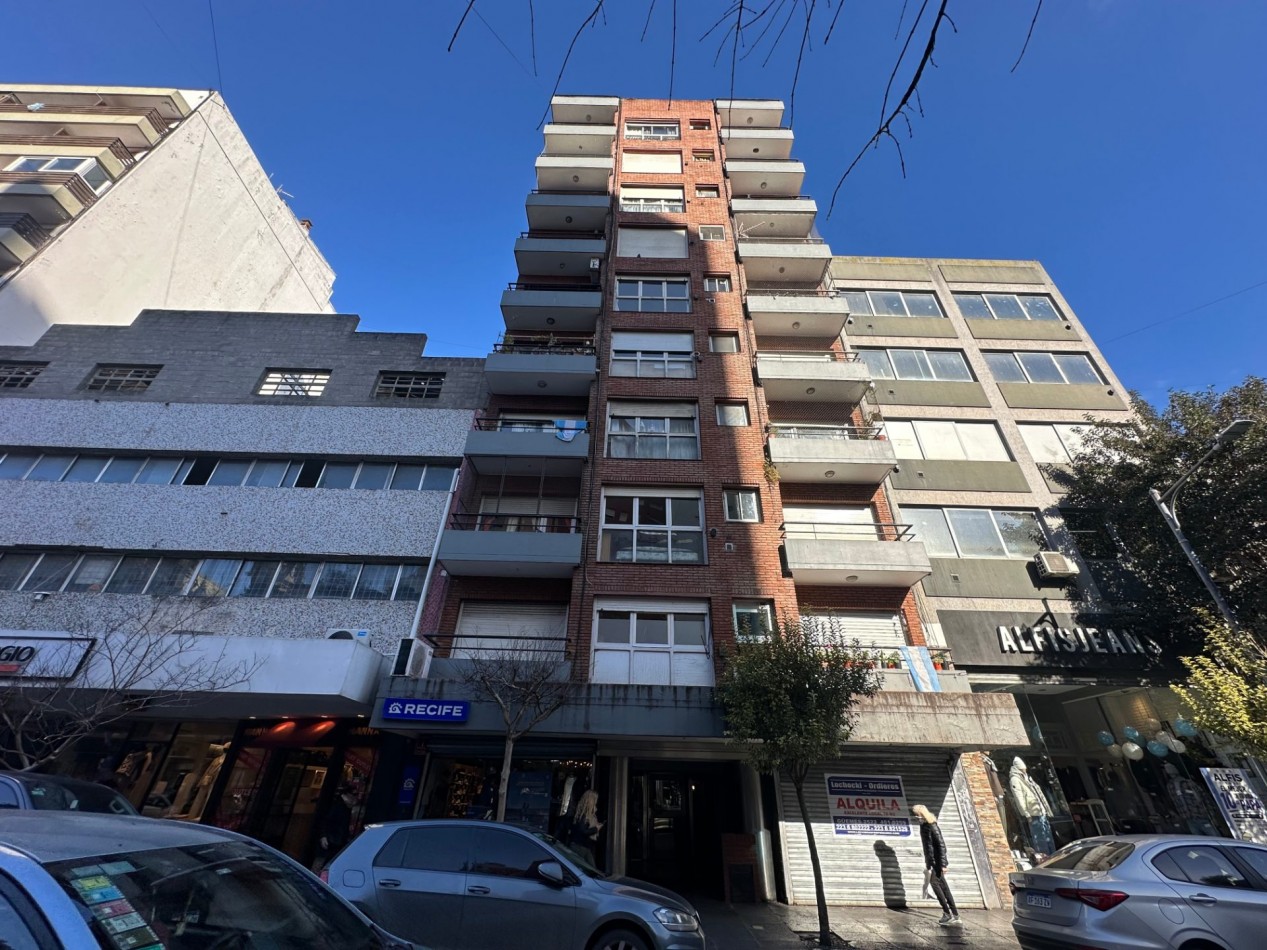 VENTA DEPARTAMENTO 2 AMBIENTES CENTRO