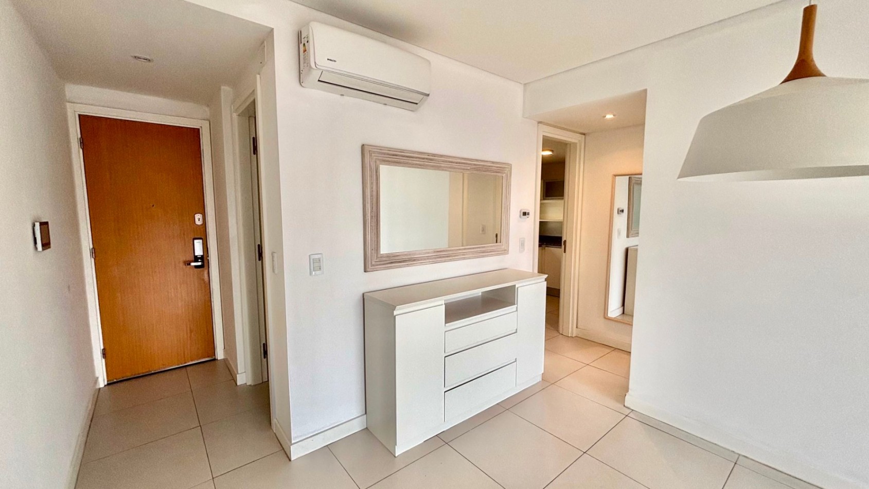 ALQUILER | DEPARTAMENTO 2 AMBIENTES CON COCHERA PRIVADA | BARRIO CHAUVIN