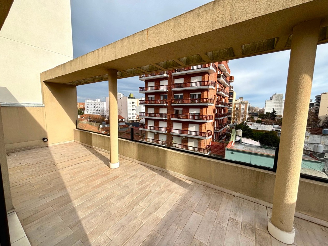 ALQUILER | DEPARTAMENTO 2 AMBIENTES CON COCHERA PRIVADA | BARRIO CHAUVIN