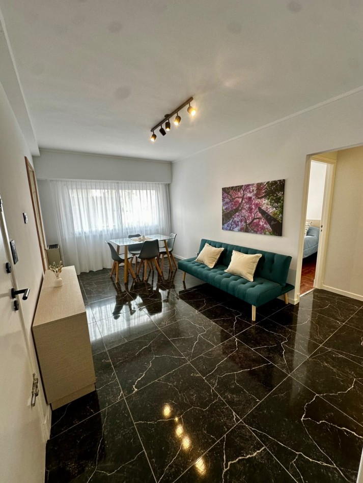 VENTA DTO 3 AMB CON CUARTO DE LAVADO RECICLADO Y EQUIPADO CON BALCON CENTRO