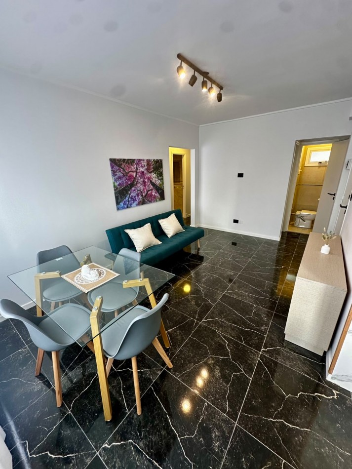 VENTA DTO 3 AMB CON CUARTO DE LAVADO RECICLADO Y EQUIPADO CON BALCON CENTRO