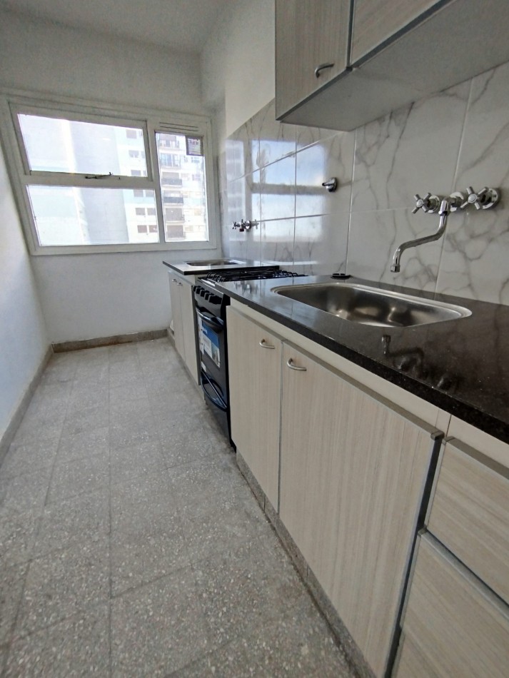 ALQUILER 24 meses DEPTO 3 AMBIENTES CON BALCON ZONA NUEVA TERMINAL