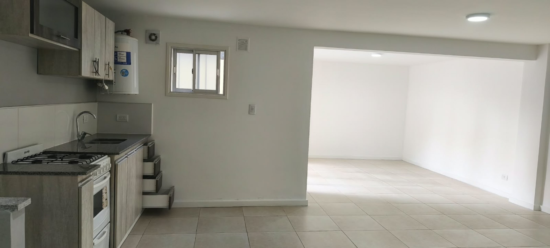 ALQUILER 24 MESES 2 AMBIENTES CON PATIO ZONA SAN JOSE