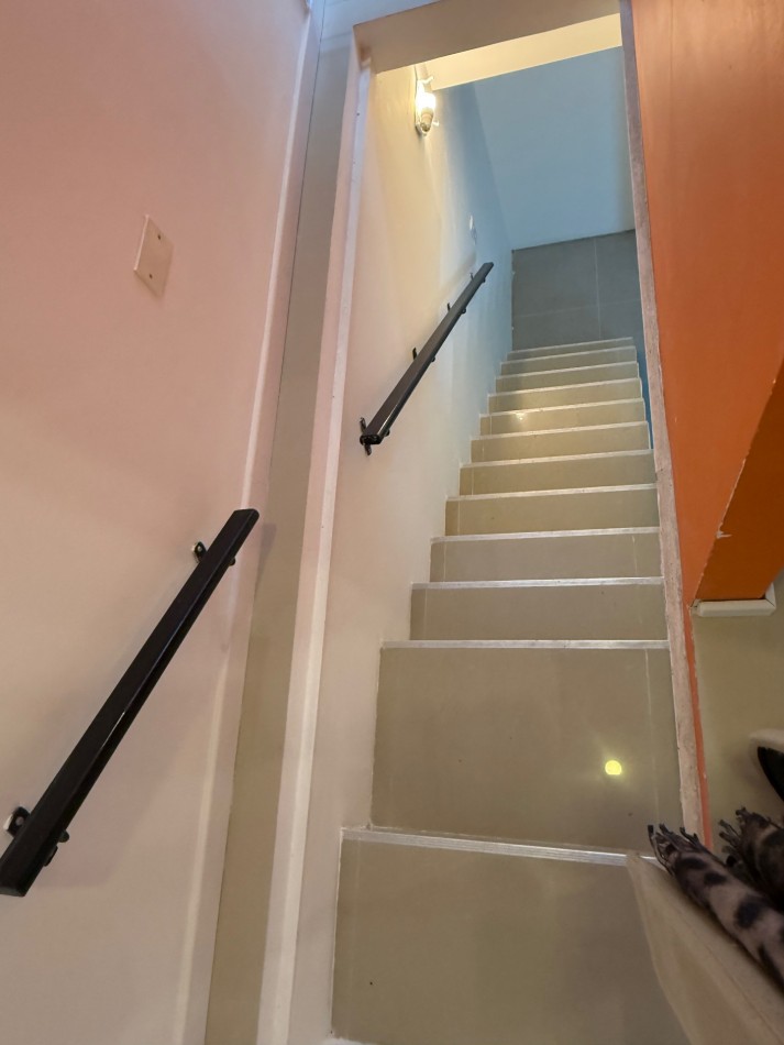 VENTA EXCELENTE LOCAL DE 88 MTS2 CON SOTANO ZONA PLAZA MITRE 