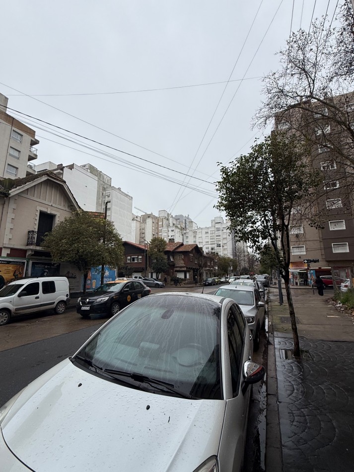 VENTA EXCELENTE LOCAL DE 88 MTS2 CON SOTANO ZONA PLAZA MITRE 