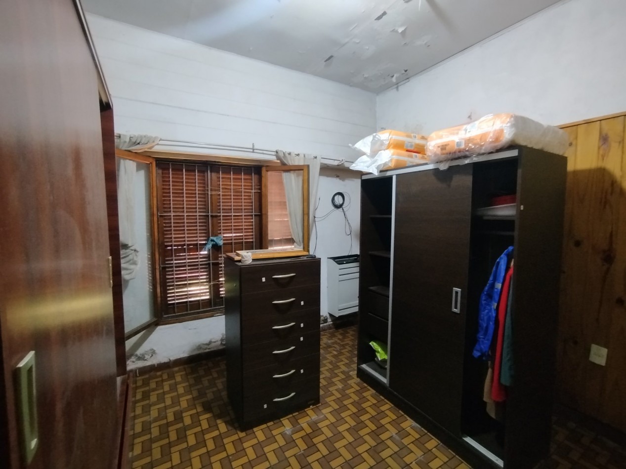 VENTA CASA 4 AMBIENTES CON PARQUE Y GARAJE EN BARRIO PERALTA RAMOS OESTE