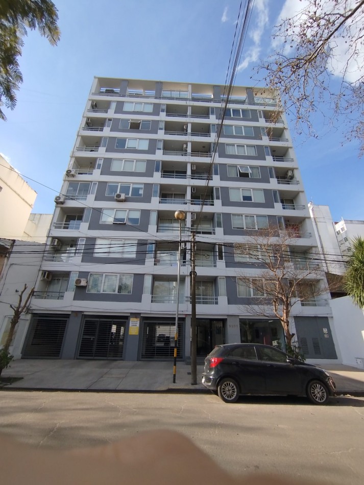 ALQUILER DEPARTAMENTO MONOAMBIENTE CON BALCON Y COCHERA EN BARRIO LA PERLA