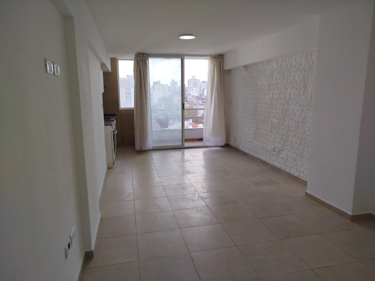 ALQUILER DEPARTAMENTO MONOAMBIENTE CON BALCON Y COCHERA EN BARRIO LA PERLA