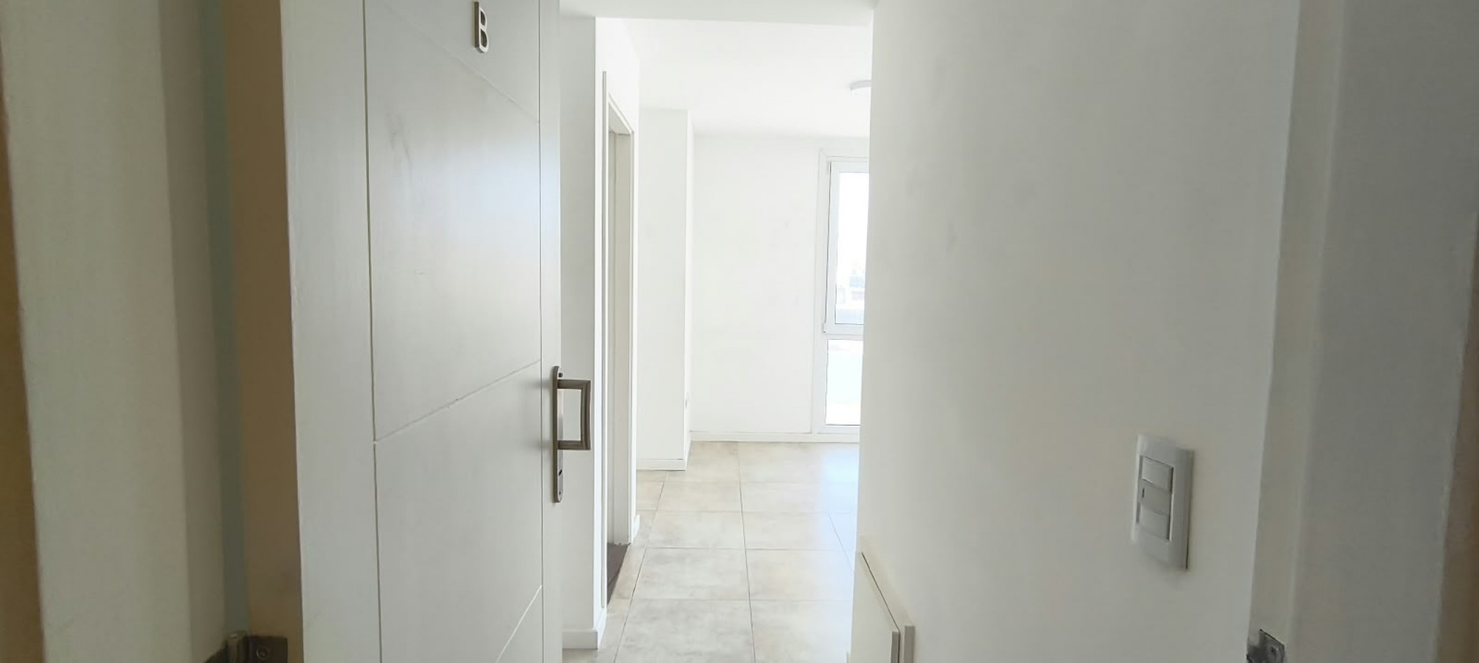 VENTA DEPARTAMENTO 2 AMB.CON BALCON Y COCHERA ZONA CHAUVIN