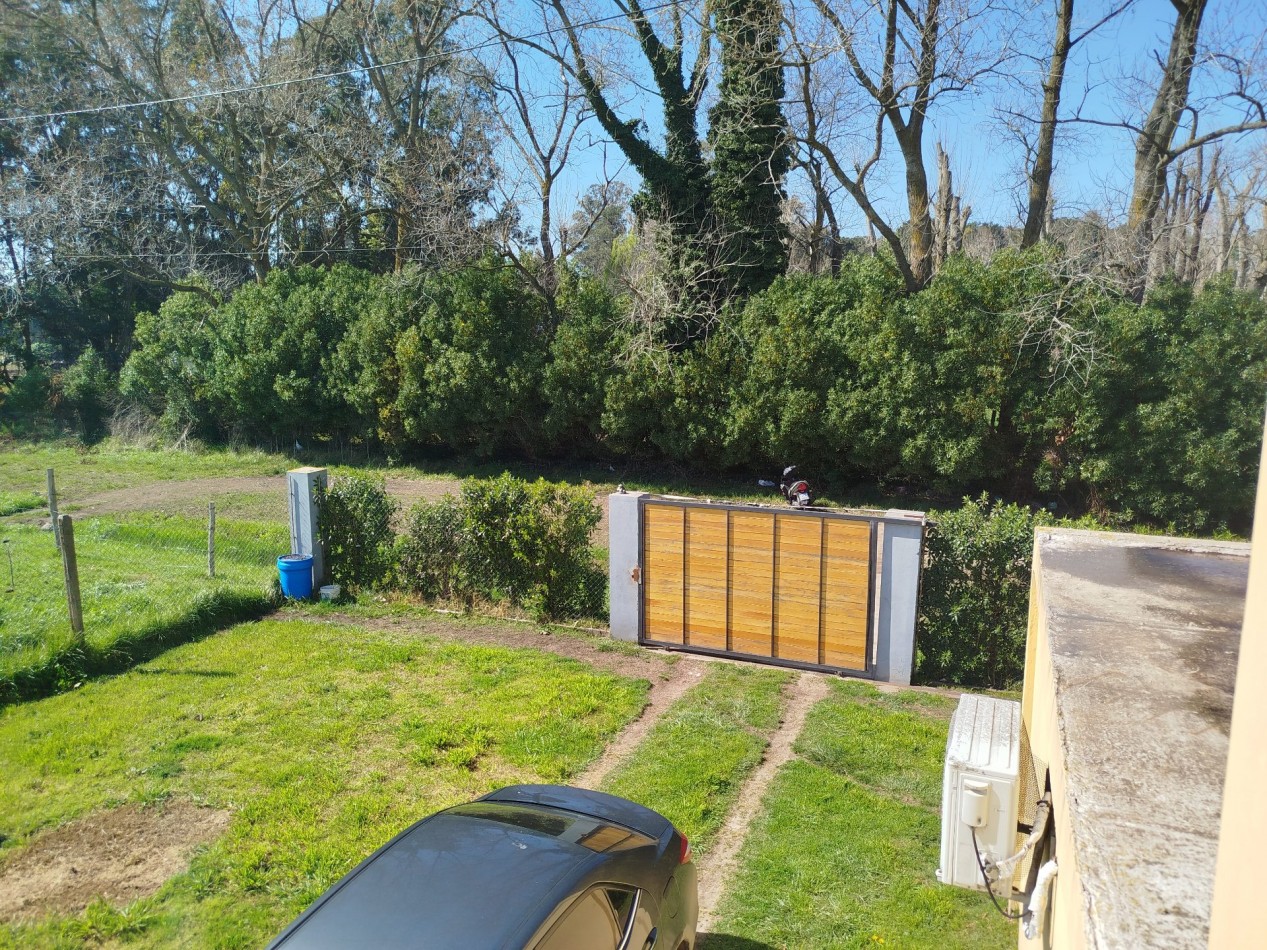 VENTA CASA 3 AMBIENTES CON GRAN PARQUE Y PILETA EN BARRIO LOMAS DE SAN PATRICIO