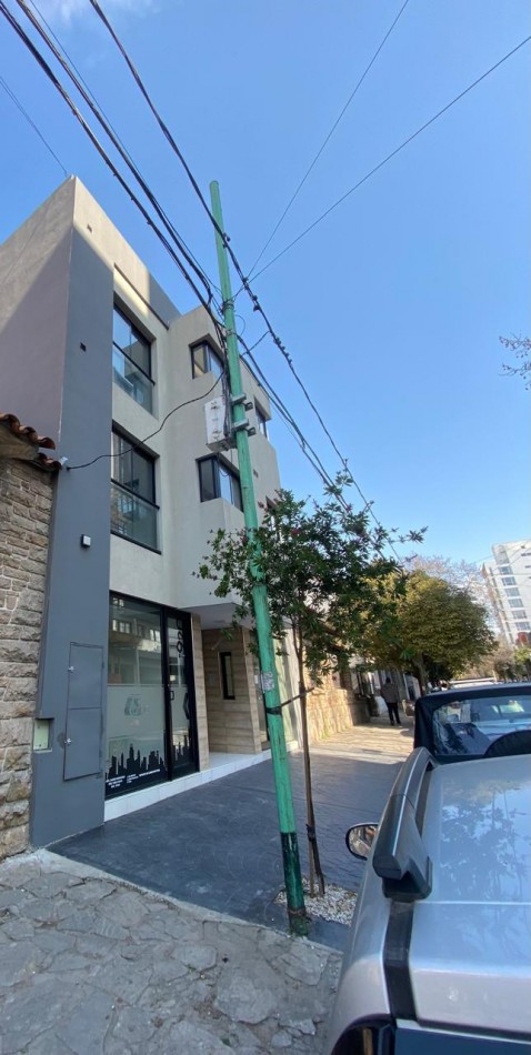 VENTA MONO AMBIENTE AMPLIO AMUEBLADO A ESTRENAR ZONA ALDREY