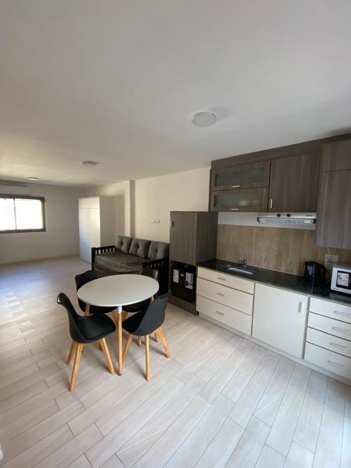 VENTA MONO AMBIENTE AMPLIO AMUEBLADO A ESTRENAR ZONA ALDREY