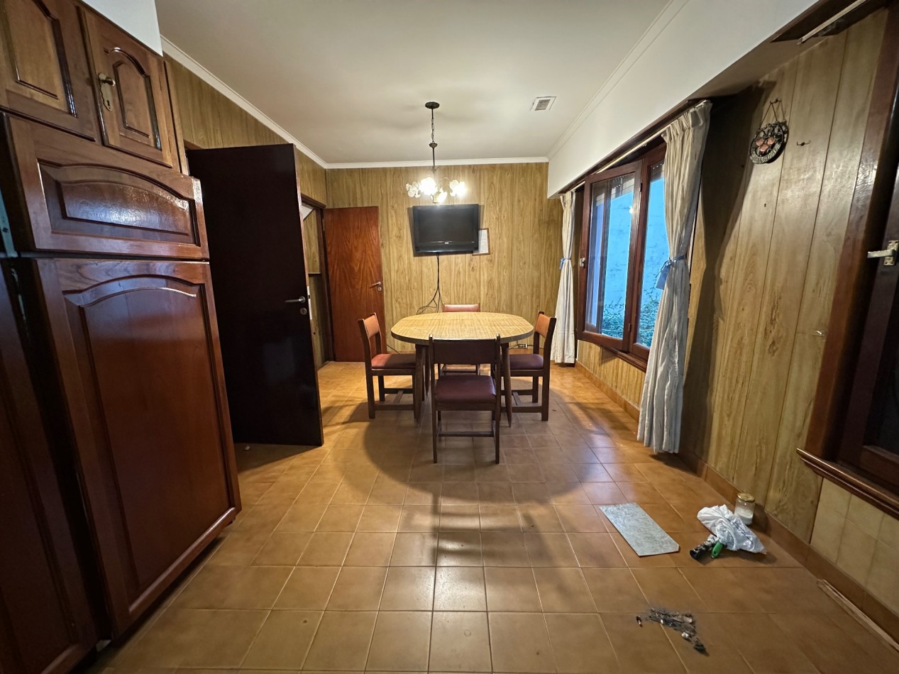 ALQUILER ANUAL CHALET 4 AMBIENTES CON GARAGE Y PATIO ALVEAR 4500 SAN CARLOS