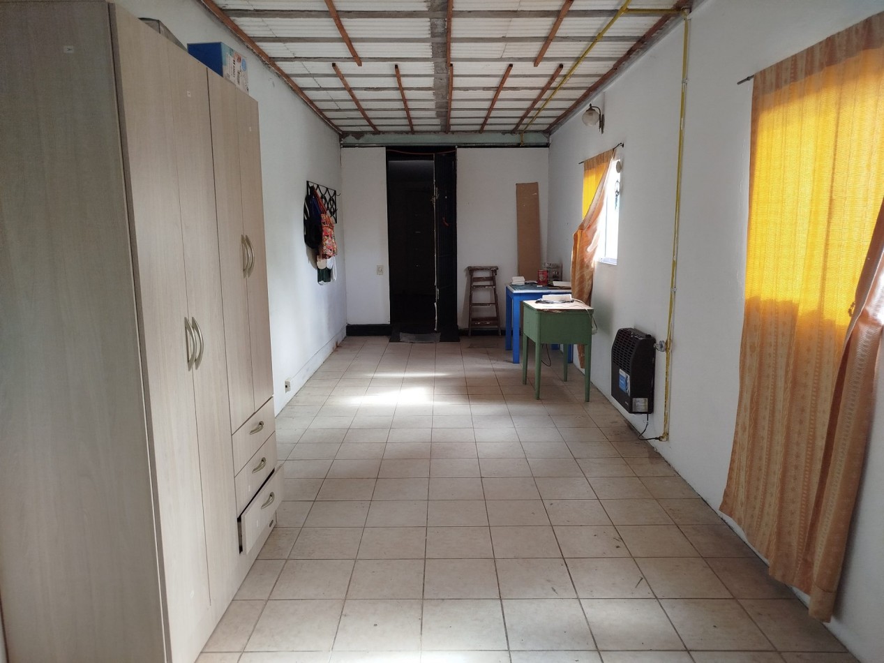 VENTA EN BLOCK CASA CON DOS DEPARTAMENTOS Y DEPOSITO CON MONTACARGAS EN BARRIO PERALTA RAMOS OESTE