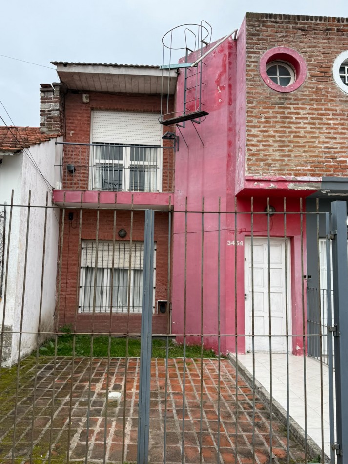 VENTA DUPLEX 3 AMBIENTES CON GRAN PARQUE A POCAS CUADRAS DEL MAR PUNTA MOGOTES
