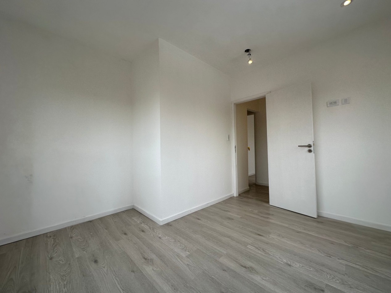 VENTA PH en DUPLEX 3 AMBIENTES RECICLADO SAN JOSE