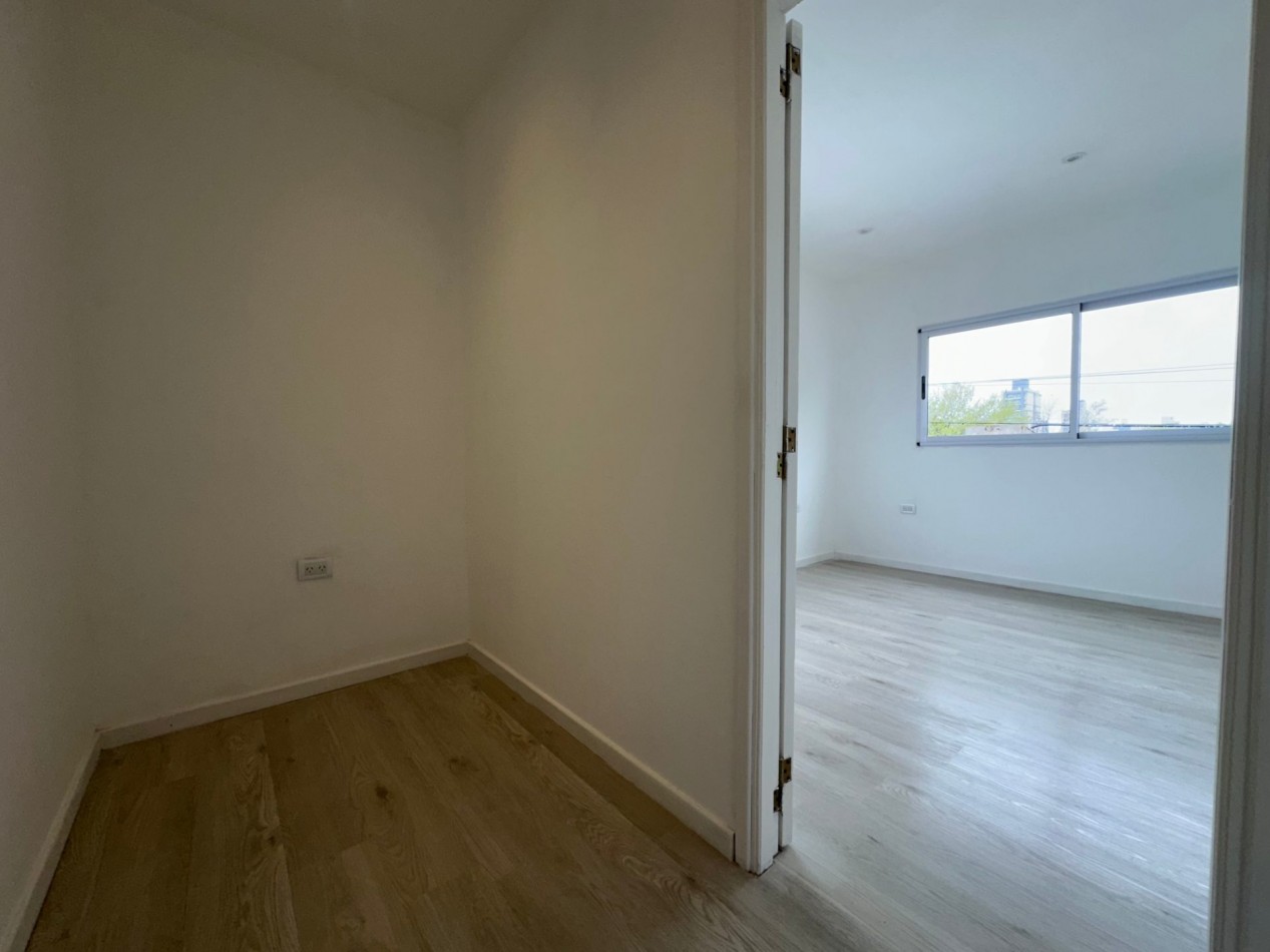 VENTA PH en DUPLEX 3 AMBIENTES RECICLADO SAN JOSE