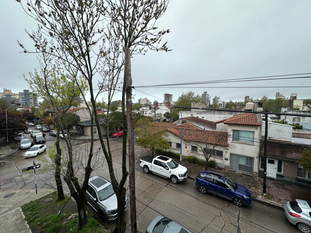 VENTA PH en DUPLEX 3 AMBIENTES RECICLADO SAN JOSE