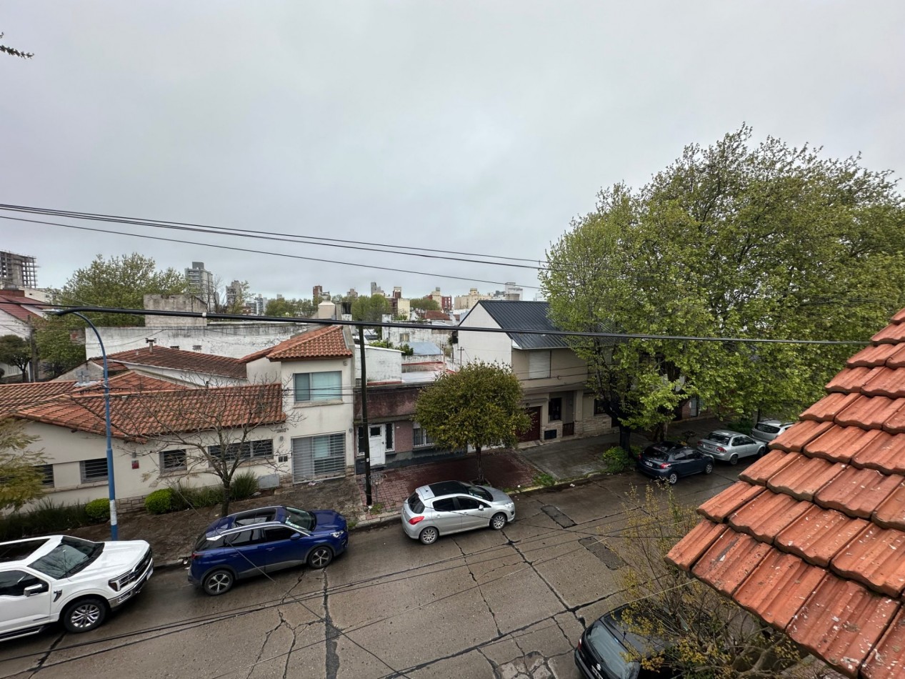 VENTA PH en DUPLEX 3 AMBIENTES RECICLADO SAN JOSE