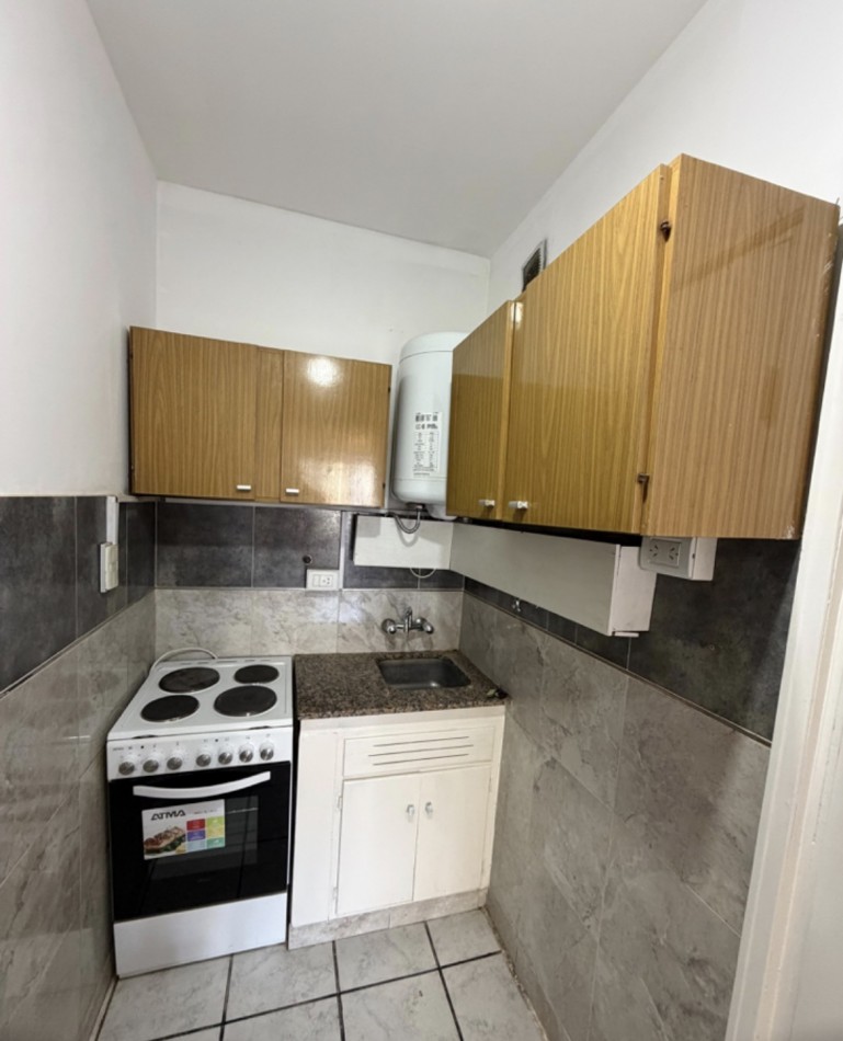 VENTA MONOAMBIENTE SEMIRECICLADO AL FRENTE ZONA ALDREY