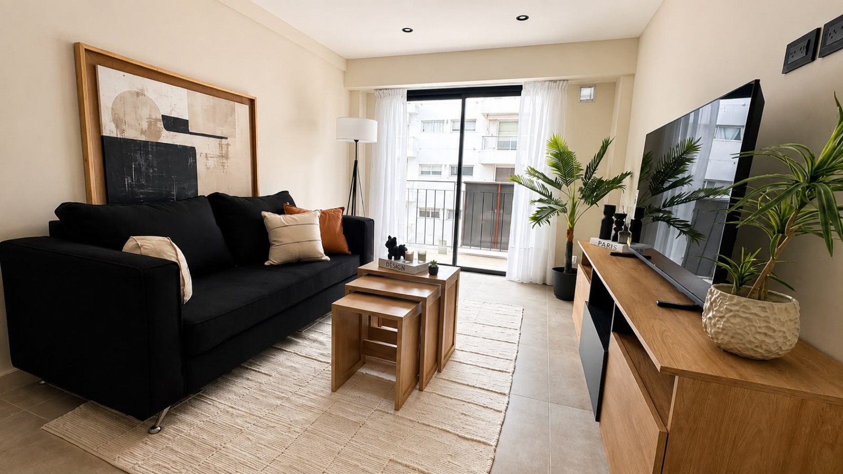 VENTA DEPARTAMENTO 3 AMBIENTES RECICLADO A LA CALLE CON BALCON | PLAZA COLON