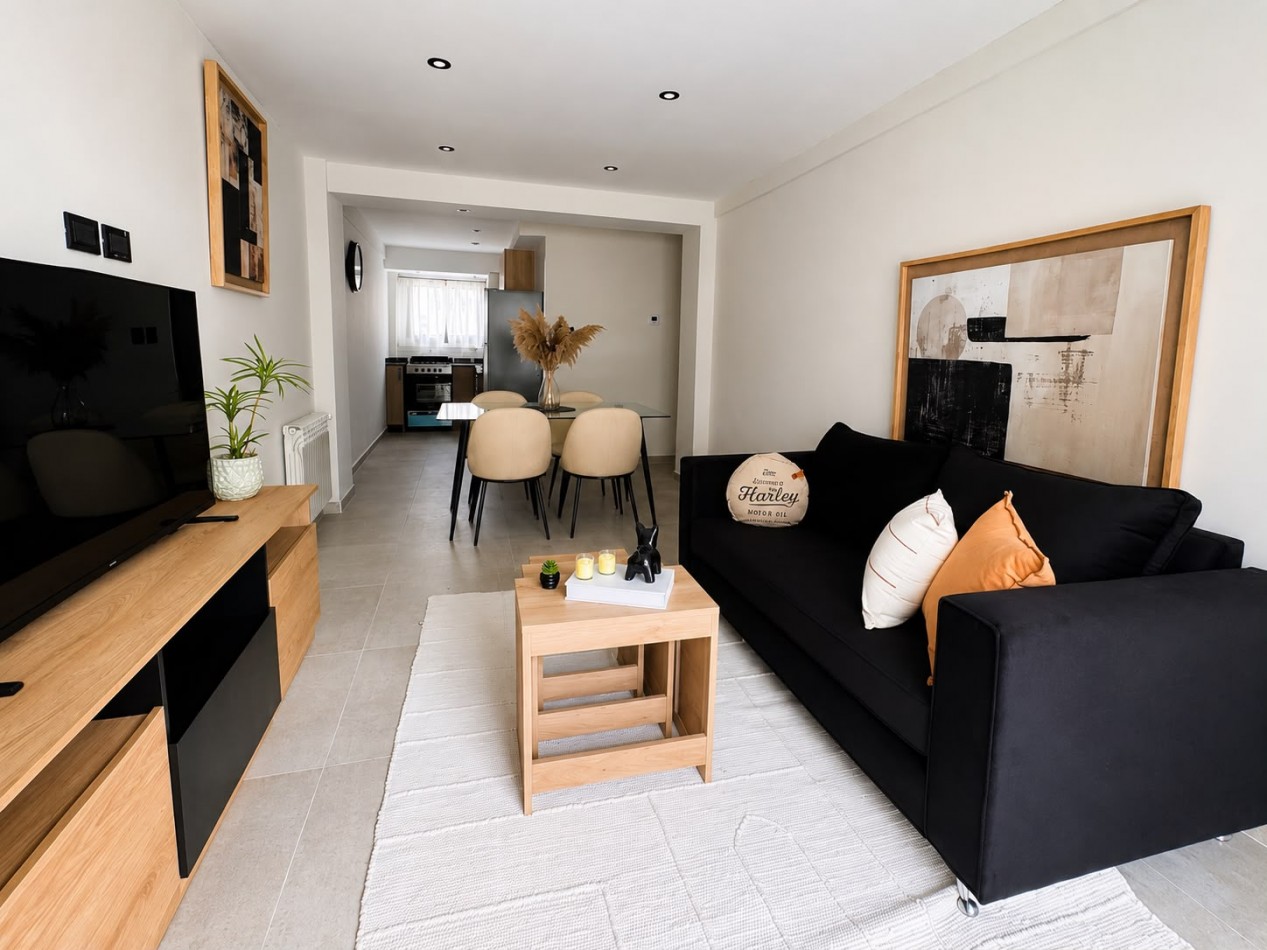 VENTA DEPARTAMENTO 3 AMBIENTES RECICLADO A LA CALLE CON BALCON | PLAZA COLON